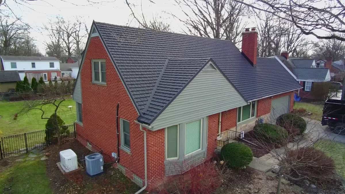 Tilcor Charcoal Blend shingles on a home in Berkley, MI