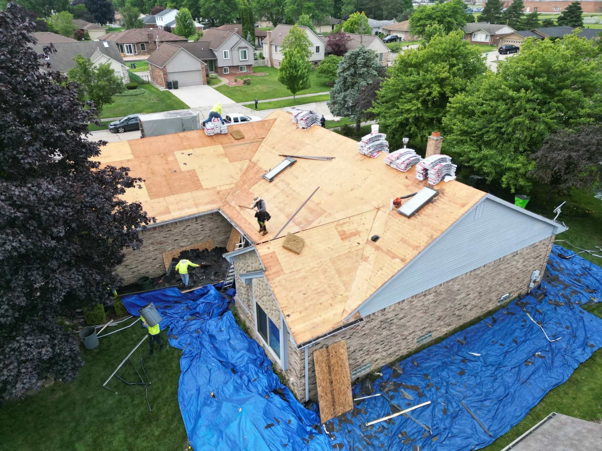 Atlas Copper Canyon shingles, 40637 Malvern Drive, Sterling Heights, MI
