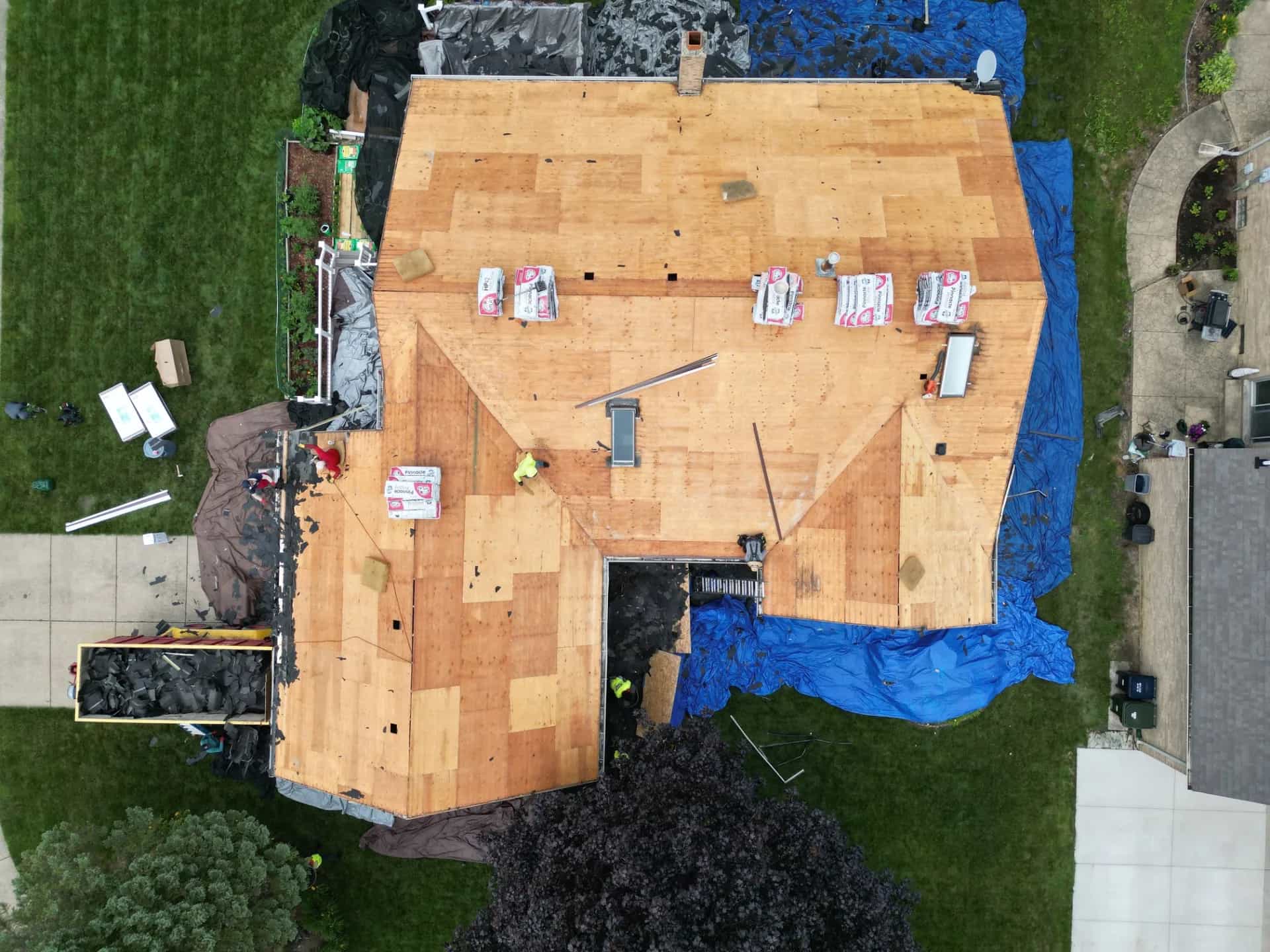 Atlas Copper Canyon shingles, 40637 Malvern Drive, Sterling Heights, MI