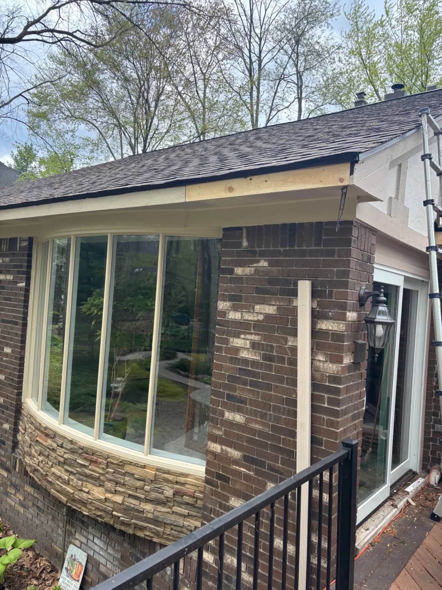 Atlas Heather Blend shingles, 14416 Towering Oaks Drive, Shelby Township, MI