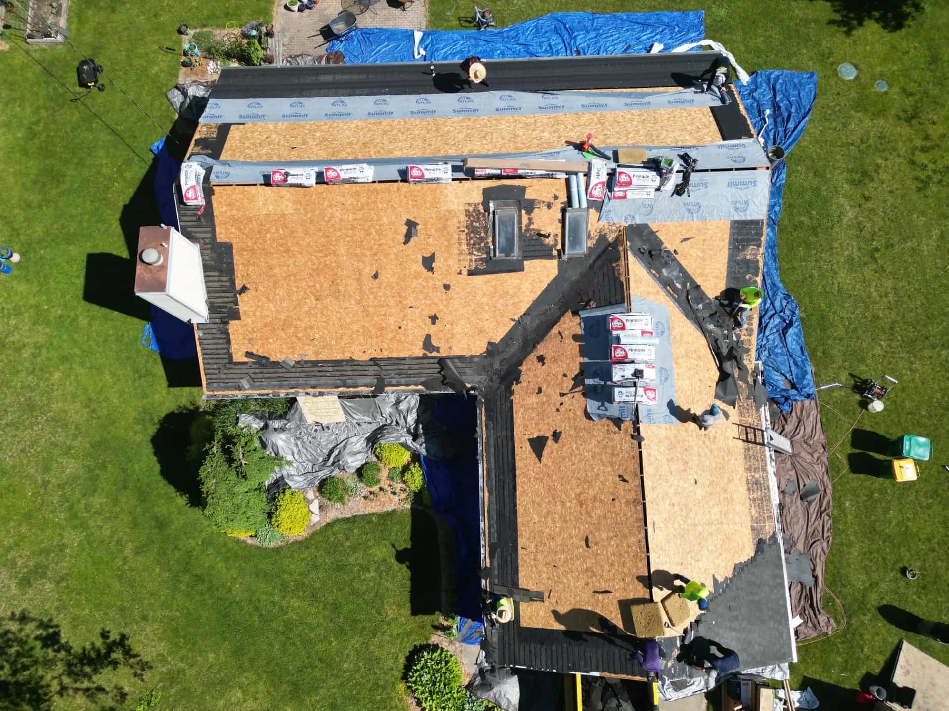 Atlas Majestic Shake shingles, 13340 Neal Road, Davisburg, MI