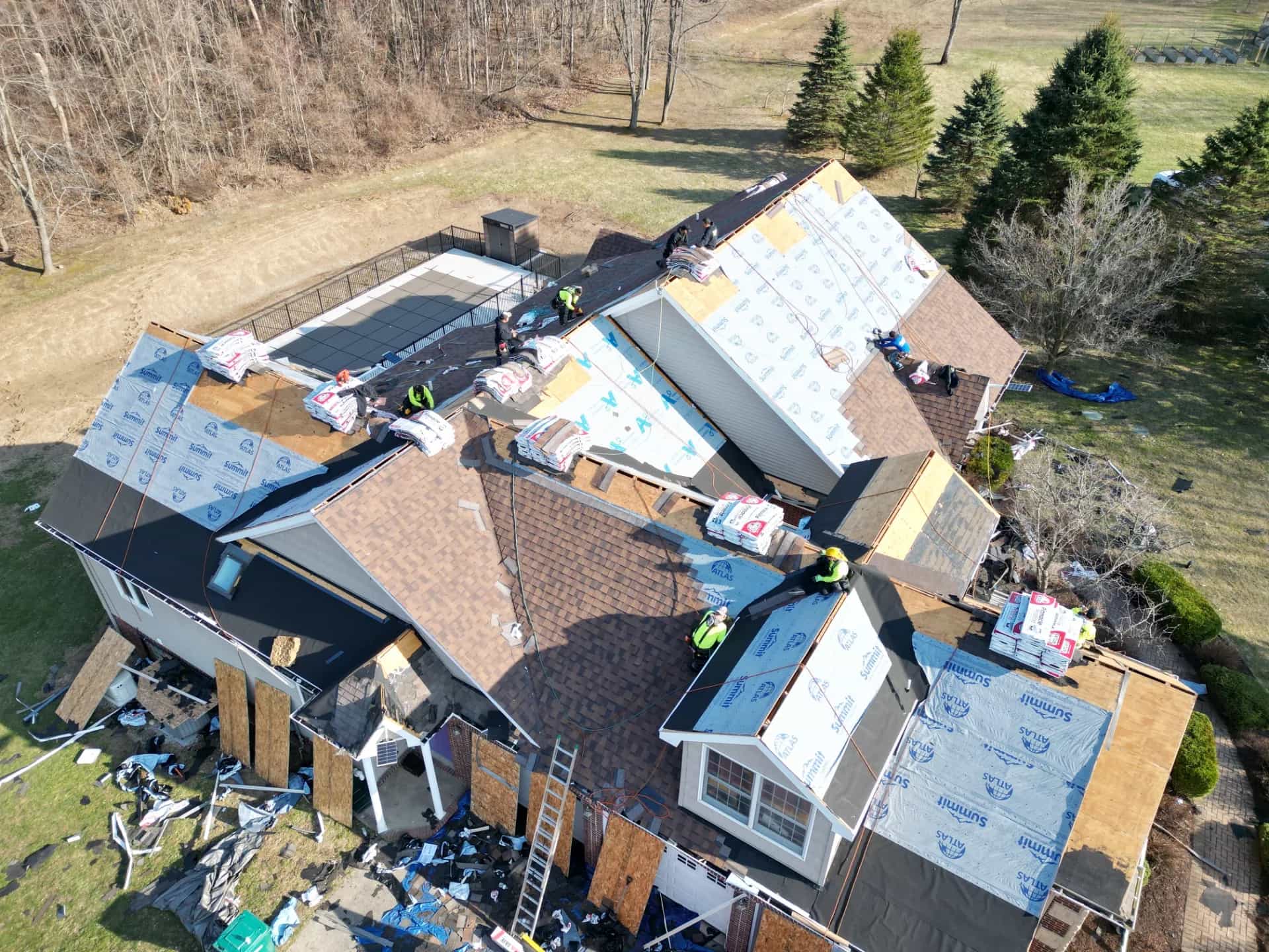 Atlas Burnt Hickory shingles, 4245 Whittier lane, Leonard, MI